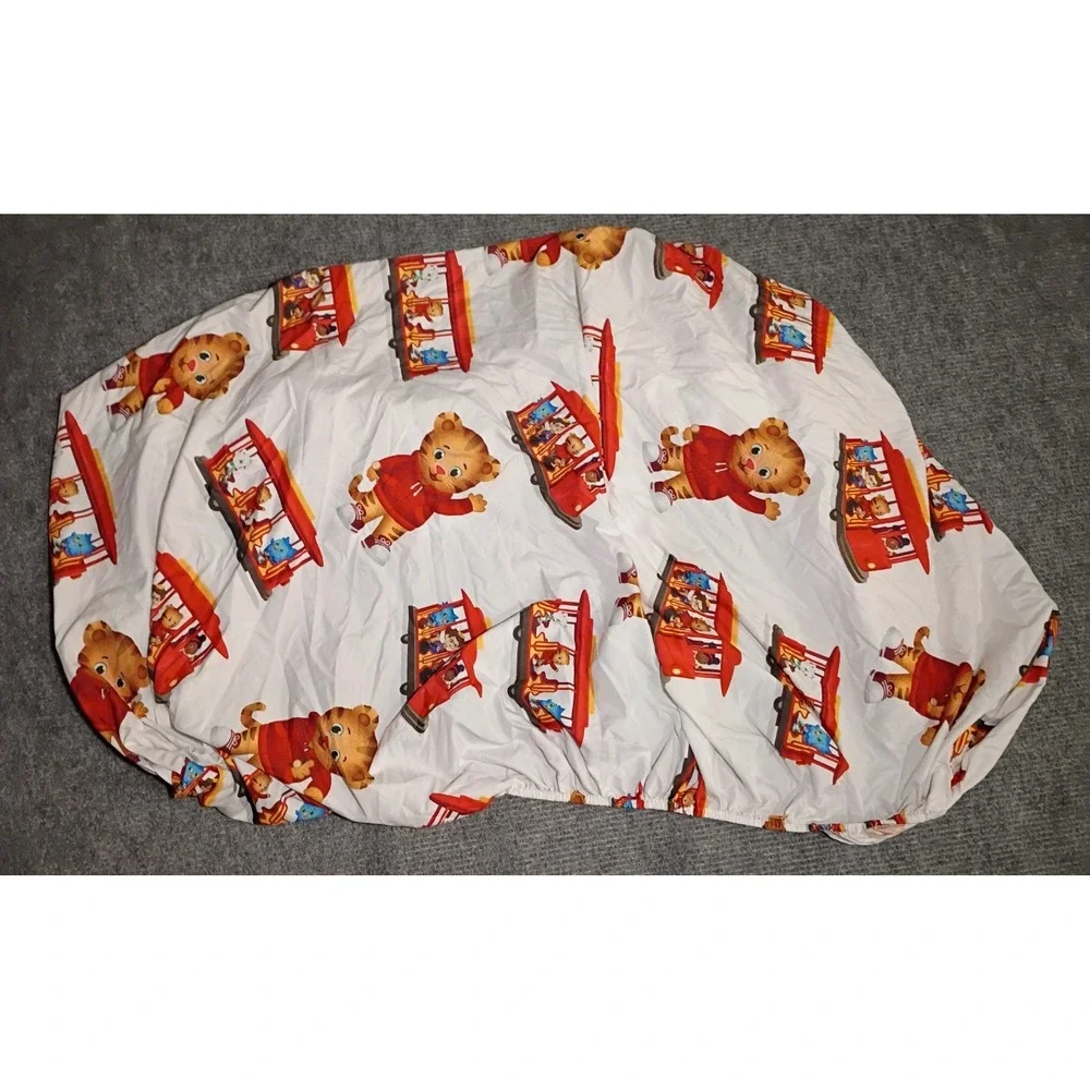 Daniel Tiger's Neighborhood Full Sheet Set Jay Franco PBS Kids Trolley Print